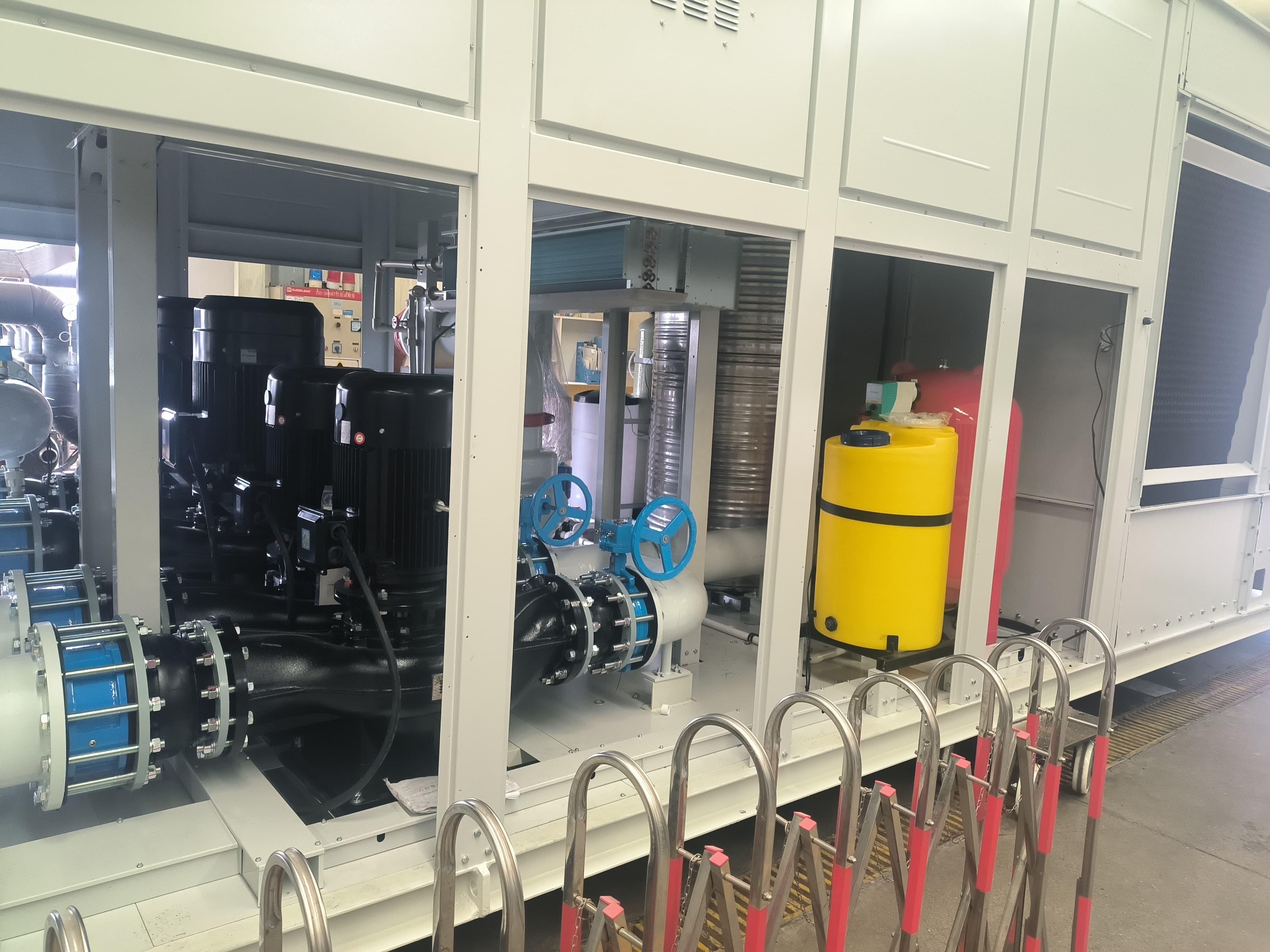 Integrated chiller for medical