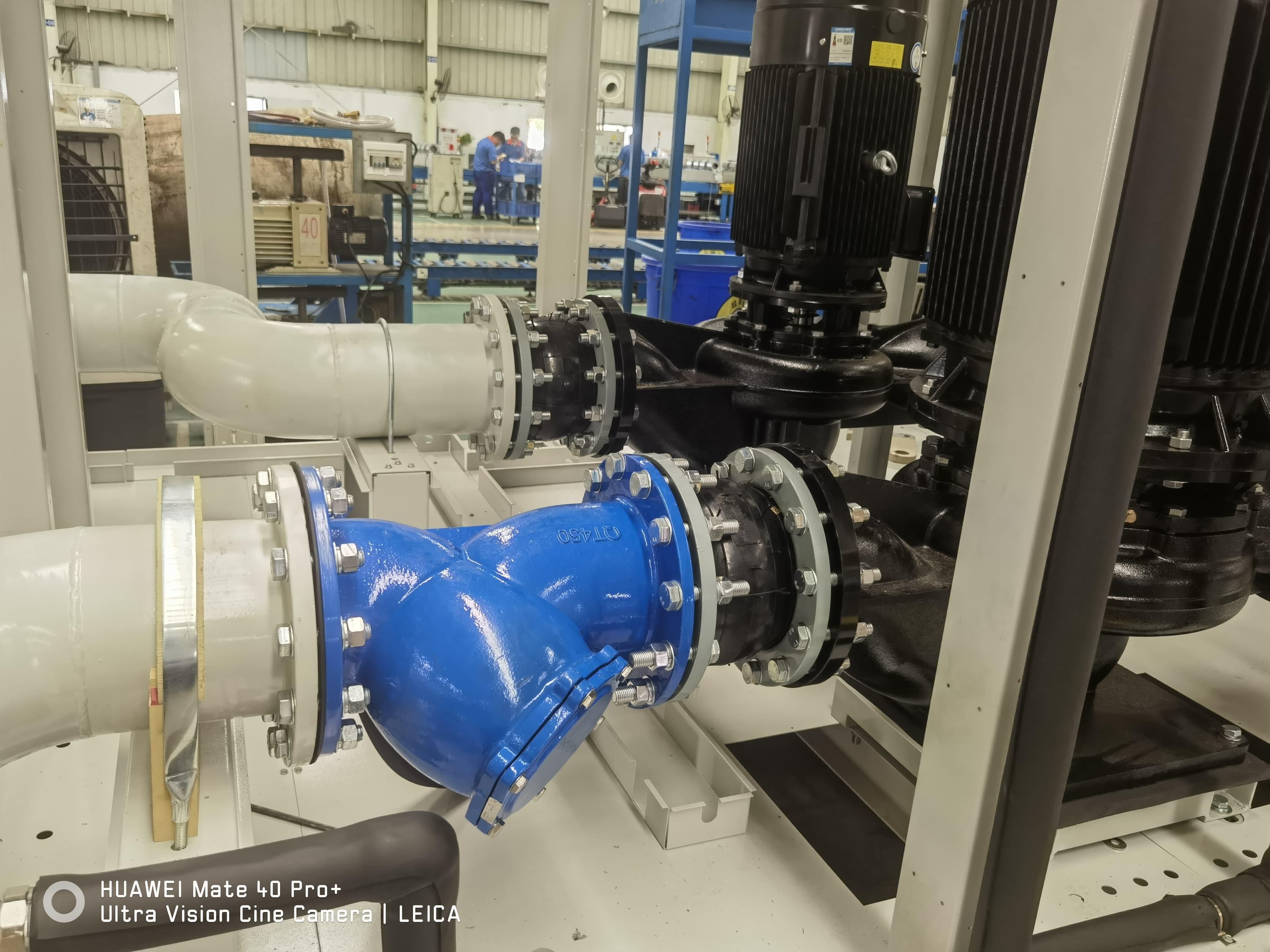 Integrated chiller for cold storage warehouse