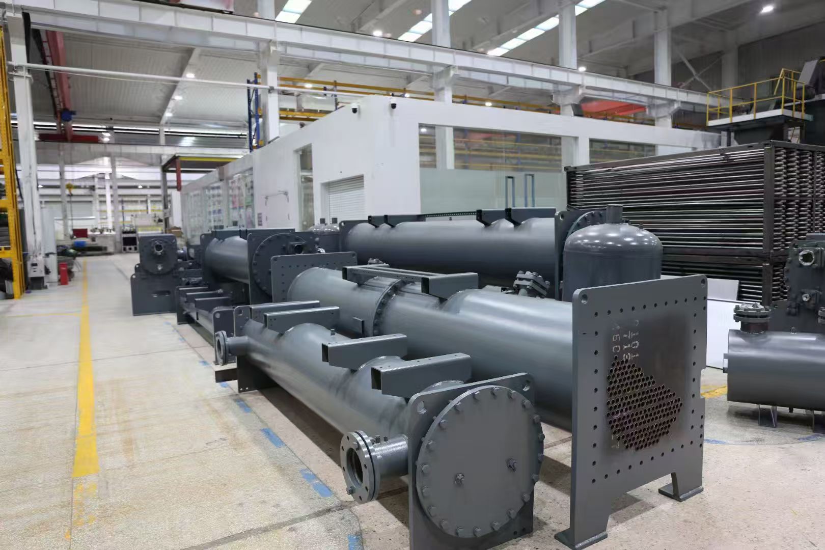 Durable Medium-Low Temperature Screw Chiller Units