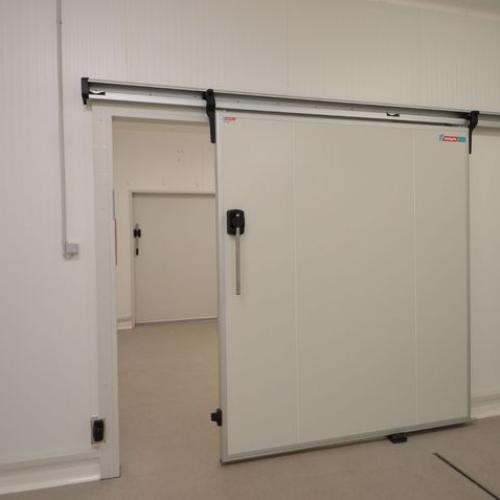 Factory Direct Supply Cold Sliding Door